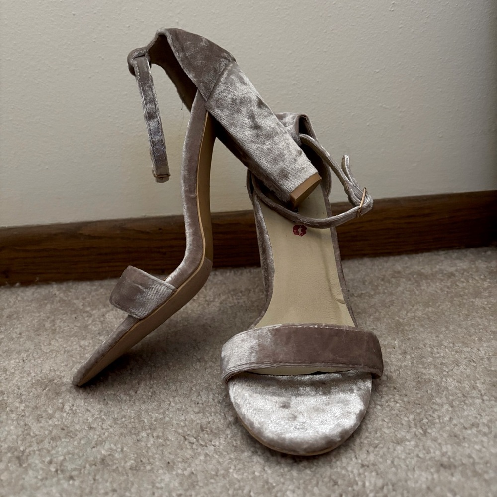 Hot Kiss Champagne Velvet Heels